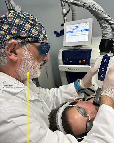 Dermatologia: con ACCURE possiamo evitare l’uso dell’ISOTRETINOINA nella gran parte dei casi di acne