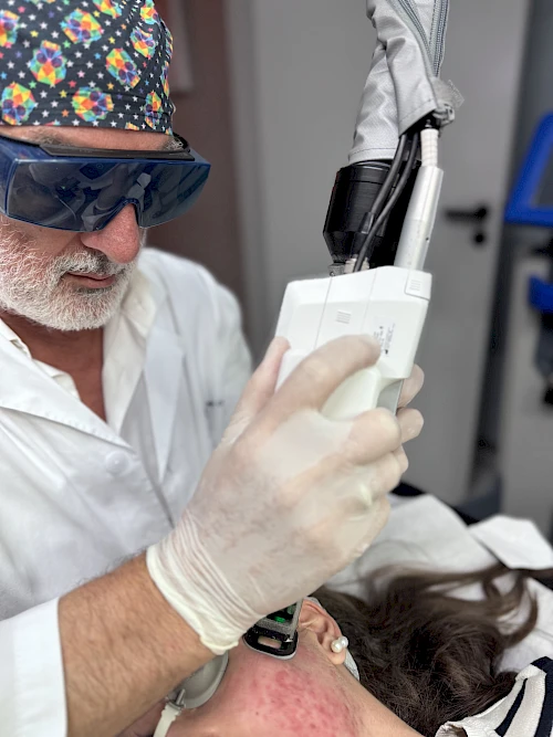 L’acne e la nuova tecnologia laser Accure: vantaggi e risultati.