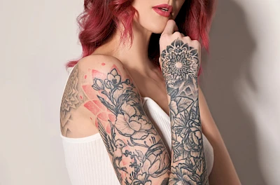 Dermatologia: Perché i tatuaggi sono permanenti (e perché è così difficile toglierli)